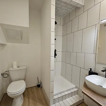 Evasion Bleue, Balcon Ensoleille Nîmes