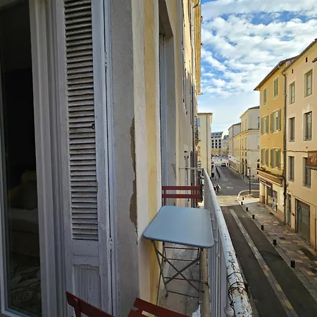 Evasion Bleue, Balcon Ensoleille