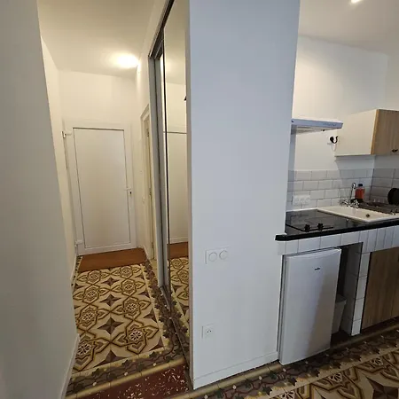 Evasion Bleue, Balcon Ensoleille Nîmes